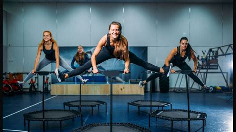 Jumping Fitness Ganzkörpertraining auf dem Trampolin WOMEN S HEALTH