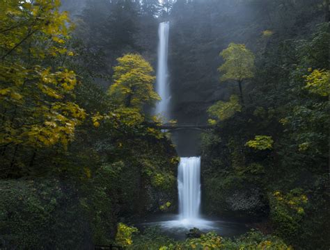 Flickrp2hxwyps Multnomah Falls Oregon In Autumn We Are