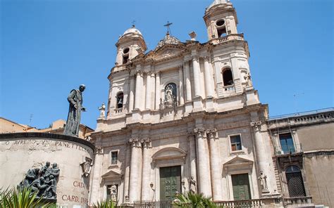 Catania is a walkable location known for its historical sites. Things to do in Catania, Sicily - On the Luce travel blog