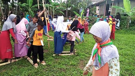 Dengan memiliki 13.487 pulau besar dan. Cara bermain bakyak || permainan tradisional anak ...