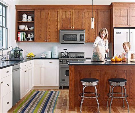8 Ways To Decorate With Oak Cabinets For A Modern Look Oak Cabinets
