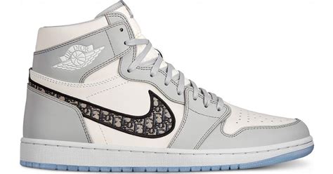 Michael jordan and jordan brand are committing $100 million over the next 10 years to protecting and improving the lives of black people through actions dedicated towards racial equality, social justice. Nike x Dior Air Jordan 1 High M - Wolf Grey/Sail/Photon ...