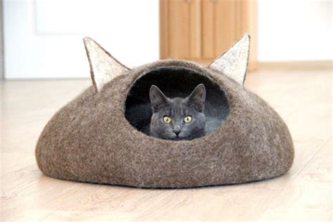 These Felt Cat Caves Are A Stylishly Quirky And 100 Natural