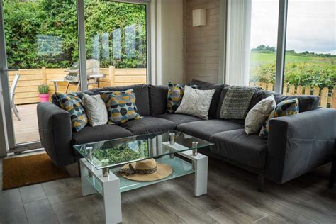 Find contemporary mobile home cabins made with the finest materials. Time To Upgrade With A New Loghouse Mobile Home Log Cabin