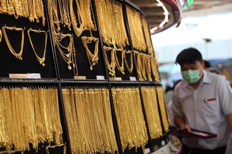 Current 24k gold per gram = 6813.74 npr. Gold price Rs 79,200 per tola - नेपाल हेडलाईन