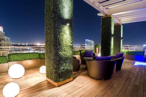 Pergola terrasse, créée en extension d'une maison ultra moderne et très chic. 1001+ idées | Éclairage Terrasse - 60 idées et conseils ...