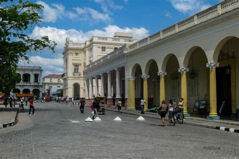 Santa clara is the capital city of the cuban province of villa clara. Santa Clara, Cuba