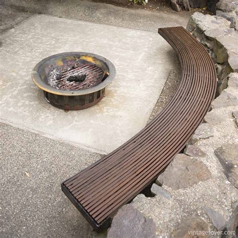 30 Red Hot Ideas For Your Backyard Fire Pit Design
