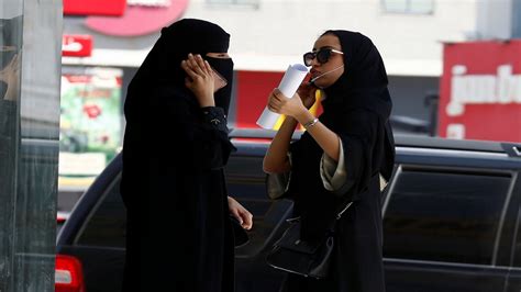 Saudi Arabia Majority Of Clerics Express Support For Decree Allowing Women To Drive World News