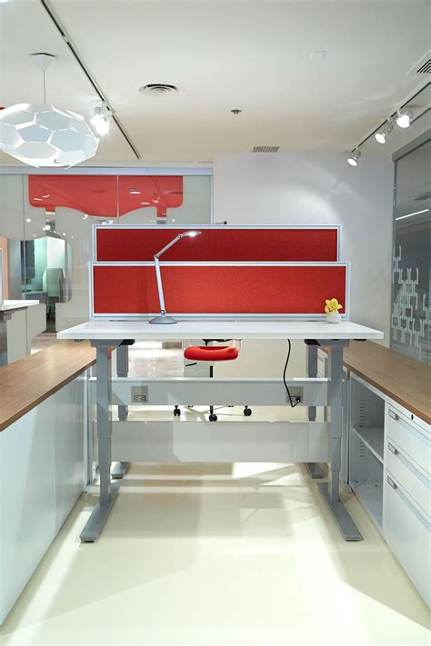 Popular adjustable height tables products. Toggle Adjustable Table : Products : KI | Adjustable table ...