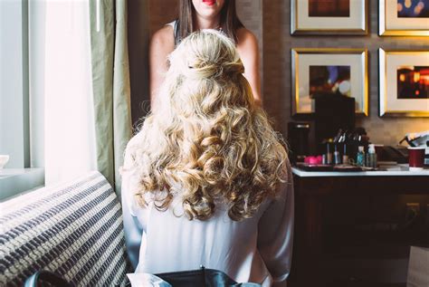 How To Selecting Finding Choosing Your Wedding Hair Stylist