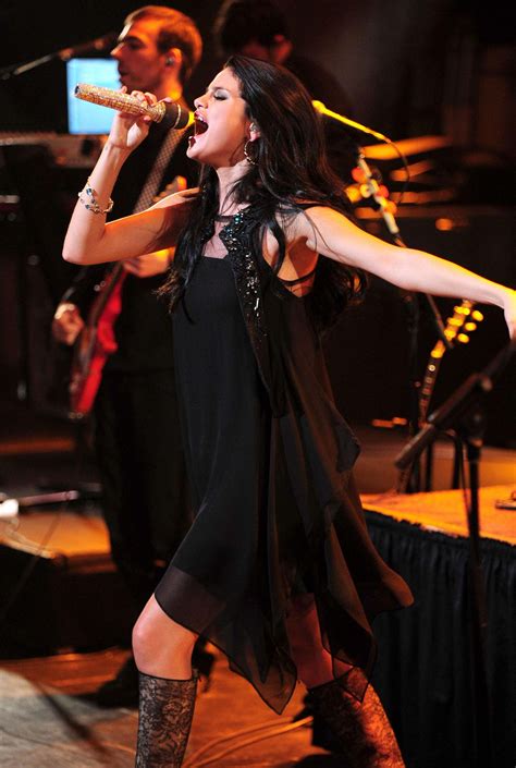 Selena Gomez Private Concert For Vevo In La 08 Gotceleb