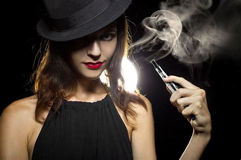 Women Vaping Wallpapers Wallpaper Cave