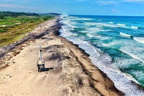 Jangan lupa, untuk mempermudah akses ke berbagai lokasi menarik ini, kamu lebih. Pantai Apra - Harga Tiket Masuk & Spot Foto Terbaru 2021