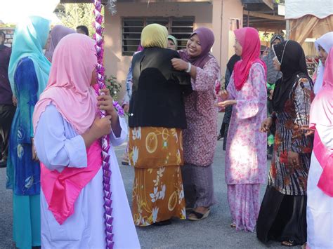 Sebarang persamaan nama penceramah, tajuk seminar, jawatan dan lain lain tidak ada kaitan dengan mana mana individu. Can You Handle The Truth?: Contoh Text Pengerusi Majlis ...