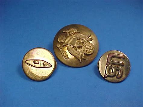 Lot Ww2 Us Army Tank Corps Enlisted Collar Insignia Pins And Hat Badge