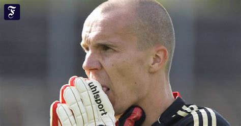 Und kurz vor dem halbzeitpfiff gelingt den russen der führungstreffer. Fußball-Nationalmannschaft: Ohne Torwart Enke gegen ...