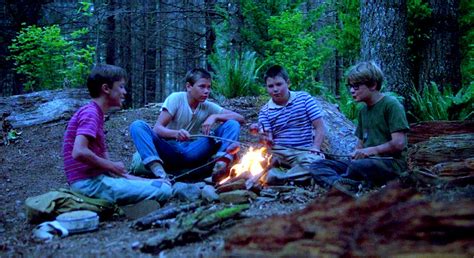 The Cast Of Stand By Me Wil Wheaton River Phoenix Jerry Oconnell