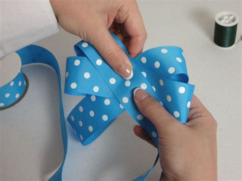 How To Make Hair Bows Video Step By Step Making Hair Bows How To Make Bows Hair Bows