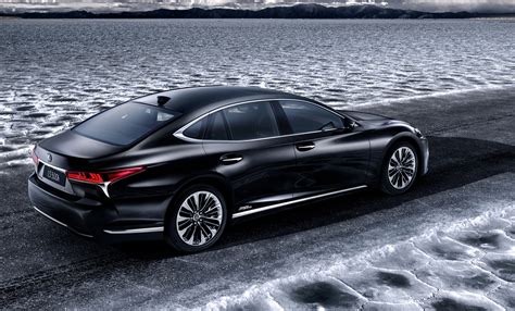 2018 Lexus LS 500h hybrid luxury sedan to debut at Geneva show