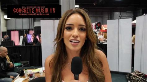 Melanie Rios Interview From N Y Exxxotica Youtube