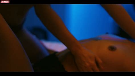 Naked Brianne Tju In I Know What You Did Last Summer II
