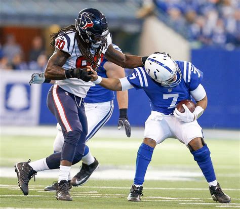 Jadeveon clowney would be a solid addition to any nfl roster at this stage in training camp. Source: Seahawks pull off stunning trade to acquire ...