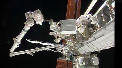 Nasa Astronauts Step Out On Christmas Eve Spacewalk To Fix Ammonia Pump