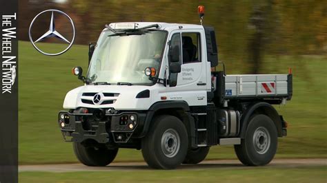 In most markets, the album contains 18 songs: Mercedes-Benz Unimog U218 Solo/Special Platform - Energy | Arctic White - YouTube