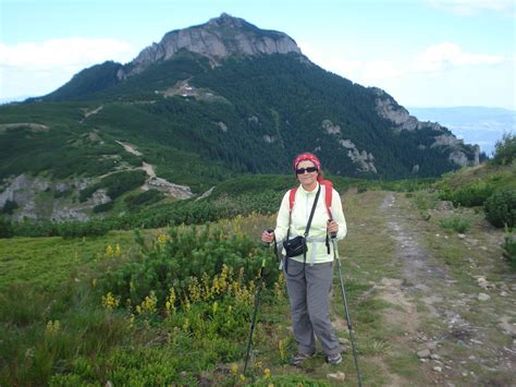 Download its gps track and follow the itinerary on a map. Blog de calatorii si drumetii montane.: Ceahlau (Vf.Toaca ...