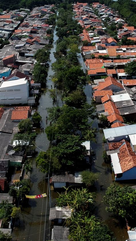 Banjir Rob Terjang Daerah Di Jateng Demak Terdampak Parah Kumparan Com