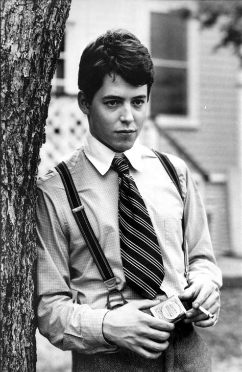 Matthew broderick is an american actor, best known for his performances in the movie 'ferris bueller's day off' and the broadway production matthew broderick was born into an artistic family and was introduced to the stage at the young age of 17. There's something about a young Matthew Broderick... : LadyBoners