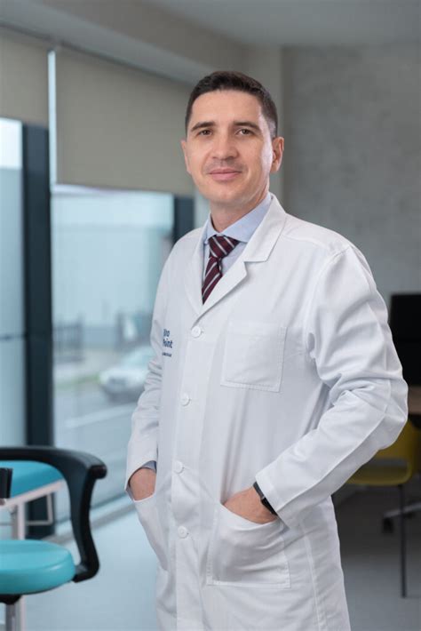 Prof Univ Dr Nicolae Crișan Clinica Uropoint