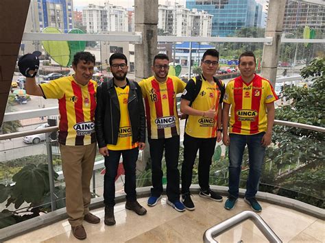 Последние твиты от deportivo pereira (@corpereira). Los hinchas listos para apoyar al Deportivo Pereira hoy en ...