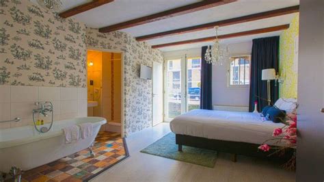 In het monumentale gebouw aan de charmante koningsstraat waren ooit een kolenloods en het 'kachelhuis' van piet henke gevestigd. Kings Inn City Hostel en Hotel Alkmaar in Alkmaar ...