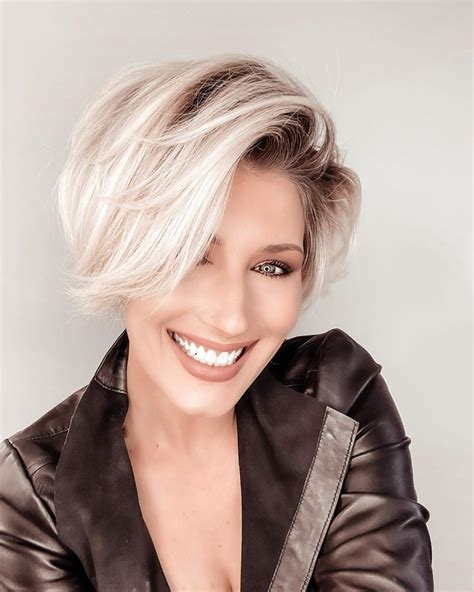 43 Long Pixie Hairstyle Ideas: Look Elegant and Stylish Round-the-Clock