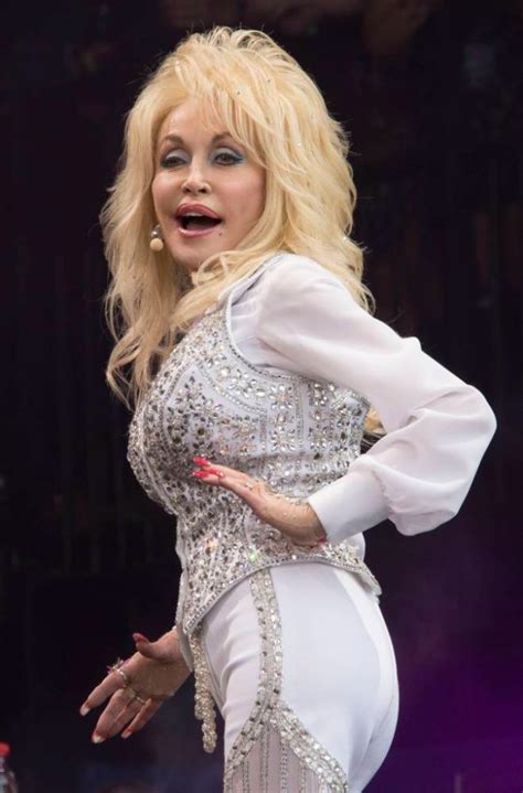 Was Dolly Parton Miming At Glastonbury 2014 Representative Denies