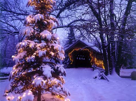 Free Wallpapers Christmas Scenes Wallpaper Cave