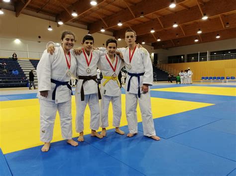 Primeiras medalhas do brasil nas paralimpíadas! Judo da ADC Manhente conquista três medalhas de ouro e uma ...