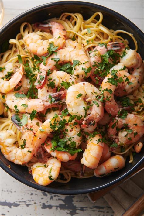 The tasty sauce of butter, garlic, lemon, and white wine perfectly complements the shrimp. Easy Shrimp Scampi Recipe — The Mom 100