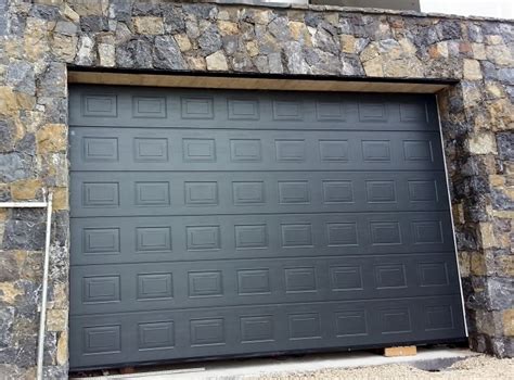 Puertas de Garaje Vilanova i la Geltrú - El Maño Manitas