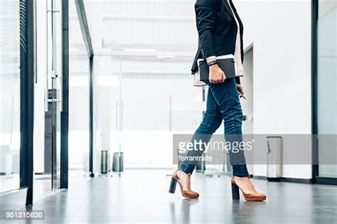 Femme Daffaires Au Bureau Photo Getty Images