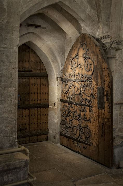 Pin By Mappie On Manstuff Things Castle Doors Unique Doors Medieval