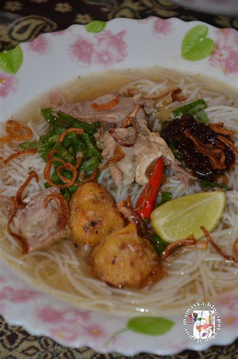 Bihun sup utara dari sup tulang. Dapur Mamasya: Bihun Sup Sedap dgn Sup Siam Gear Box