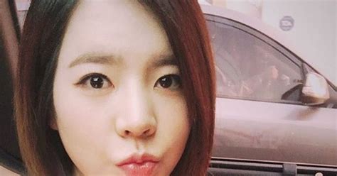 Snsd S Sunny Greets Fans With Her Adorable Selfie Wonderful Generation