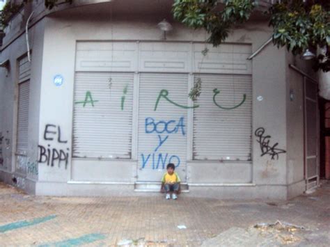 Boca juniors graffiti and street art can be found all over the city and in particular in the neighbourhood of la boca closed to the famous football stadium la bombonera. Pedido Pintadas/Graffiti de Boca