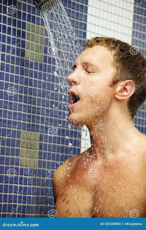 Entre Mecs Sous La Douche Entre Gar Ons Forum Gay