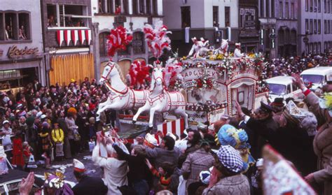 Auf dieser seite finden sie alle informationen zu allen karnevalszügen in köln! Karnevalszüge in Köln 2020 - Kölner Karneval