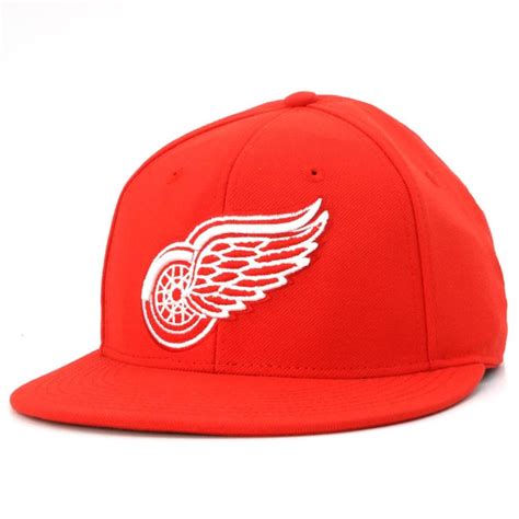 Detroit Red Wings Fitted Cap Vintage Detroit Collection