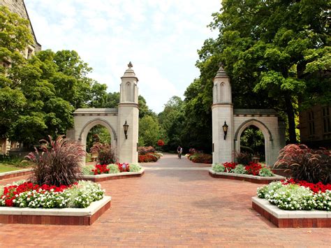 the 20 most beautiful college campuses in america photos condé nast traveler